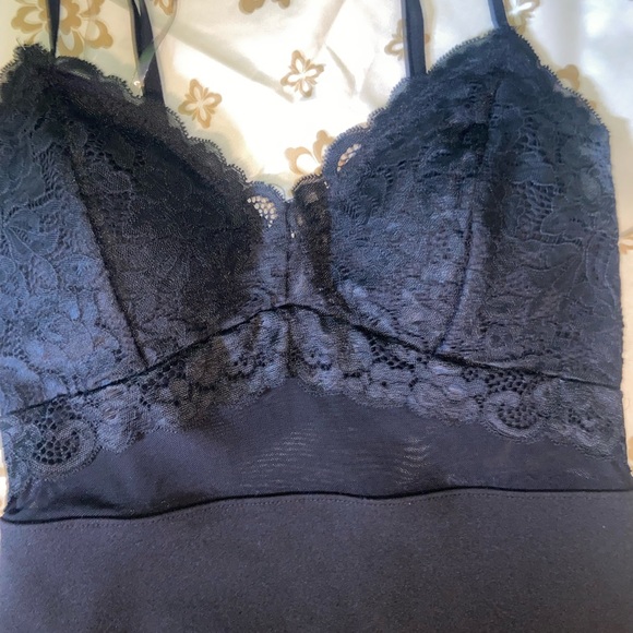 Small black dress - Picture 2 of 4